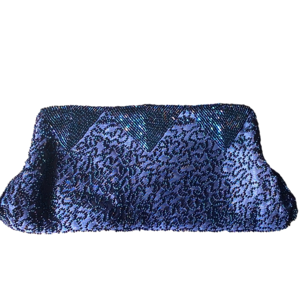 Mantessa handmade beaded clutch
